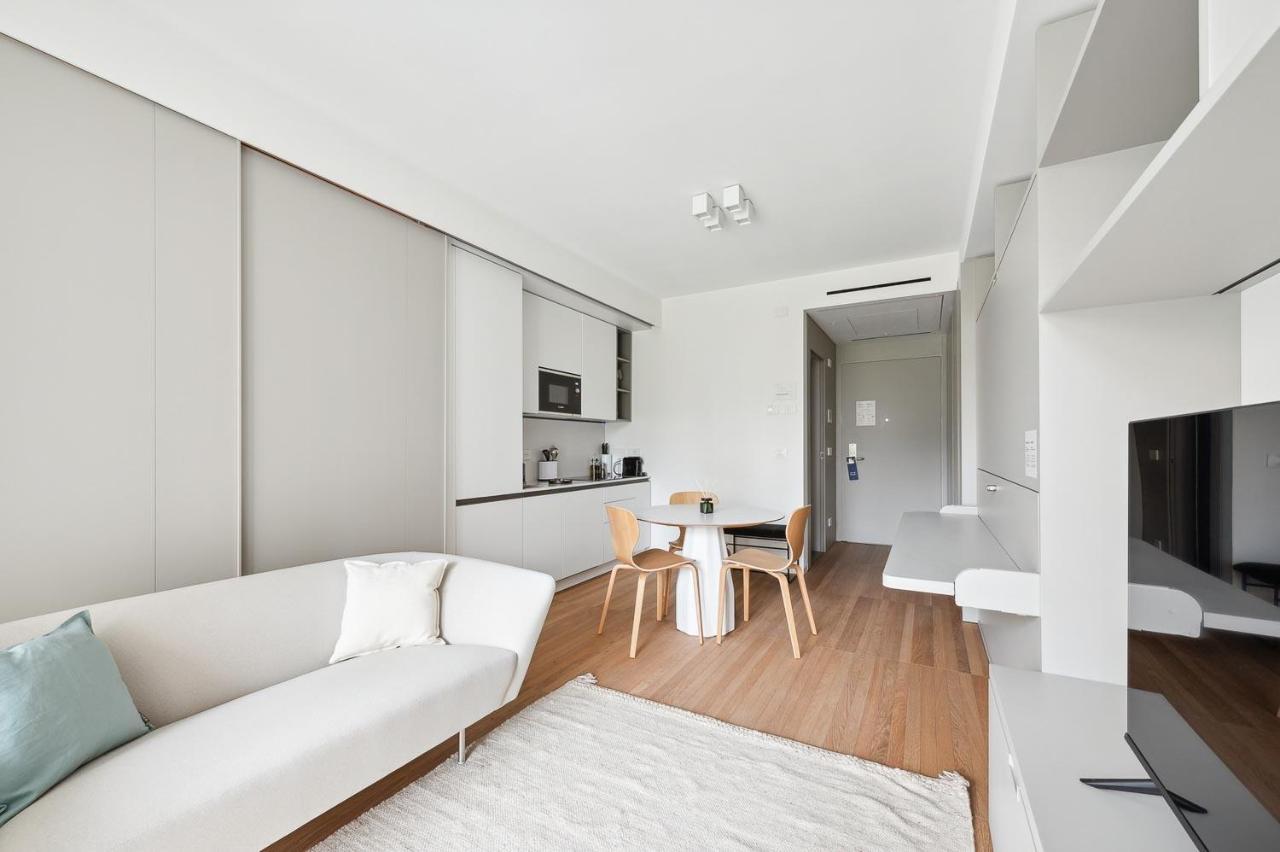 Limehome Milan Via Stresa Εξωτερικό φωτογραφία
